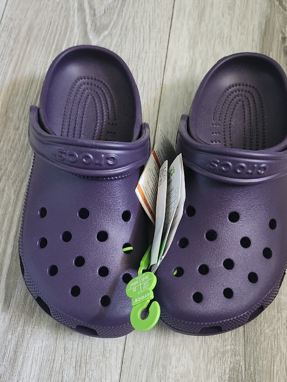 NWT💜CROCS